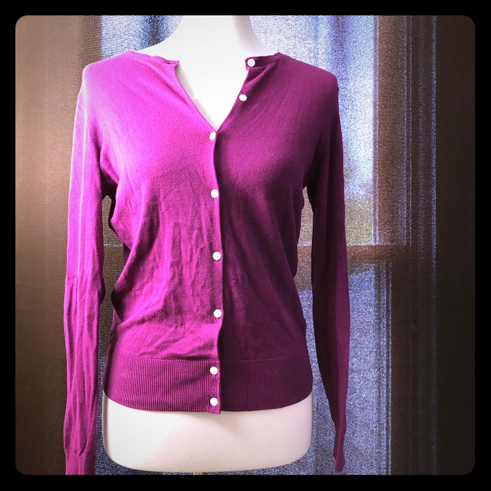 Banana Republic button down cardigan sweater Sz M